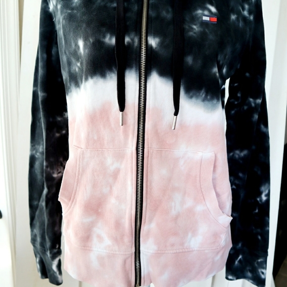 Tommy Hilfiger Black & Pink Tie-Dyed Hoodie - Picture 6 of 8